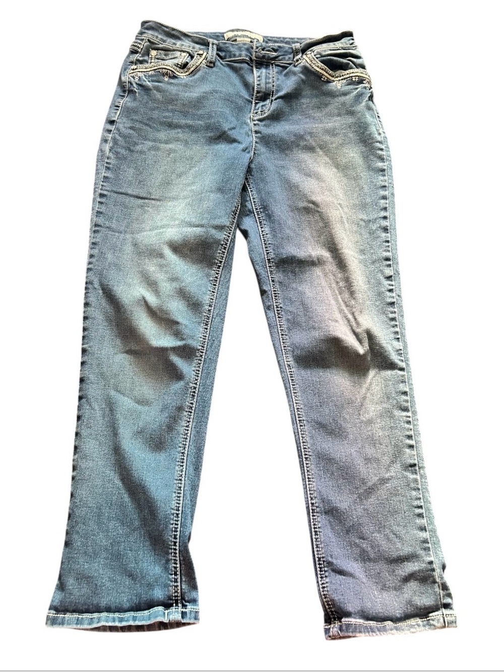 Classic Women's Straight-Leg Jeans in Mid Blue